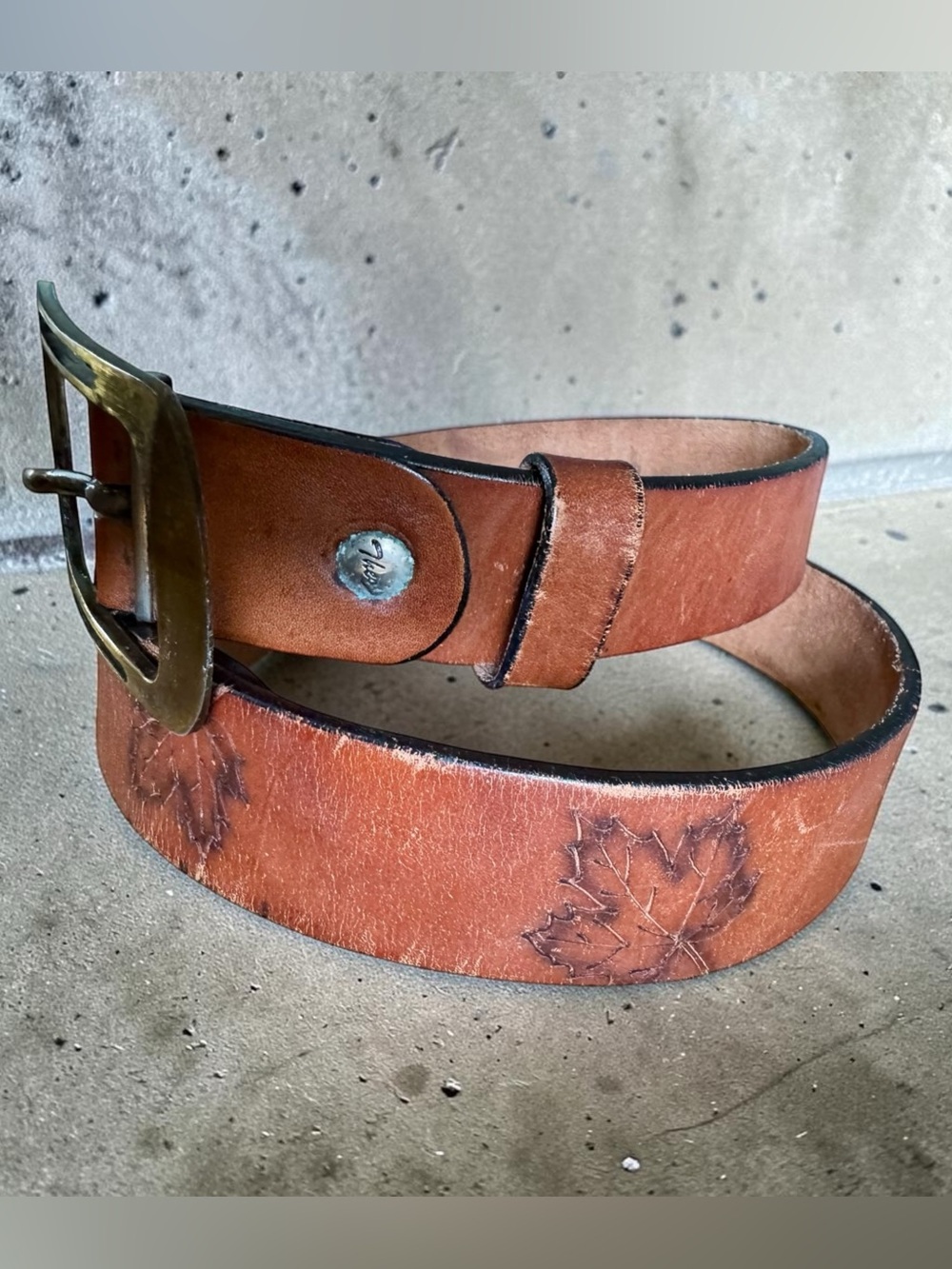 Vtg 80s Theo’s Maple Leaf Tooled Brown Leather Belt OS Thrashed Unisex 1982